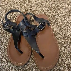 Normal wear. Good condition